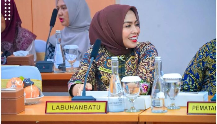 Bupati Labuhanbatu Hj Maya Asmita Ikuti Rapat Umum Pemegang Saham Luar Biasa