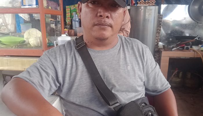 Petugas Parkir Diduga Tak Berizin masih Beroperasi di Pajak Rakyat Sarimantondang Sidamanik