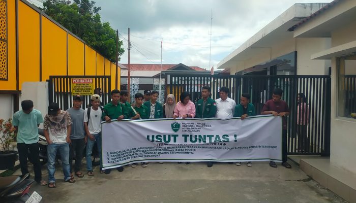 Demo HIMMAH Labuhanbatu Desak Kajari Periksa Ulang M Ridwan Dalimunthe terkait Dugaan Korupsi Puskesmas