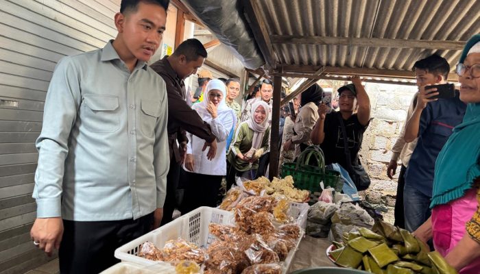 Tinjau Proyek Talavera Jetty di Tuban, Wapres Apresiasi Upaya SIG Perkuat Ekspor dan Daya Saing Industri
