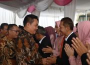 Bupati Hadiri Pesta “Manjalo Ulos Matua” Ketua MUI Humbahas