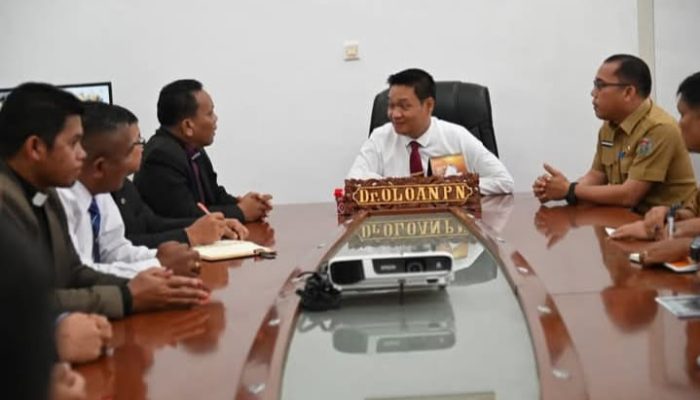 Bupati Humbahas Terima Kunjungan Bishop dan Panitia Sinode Agung GKLI