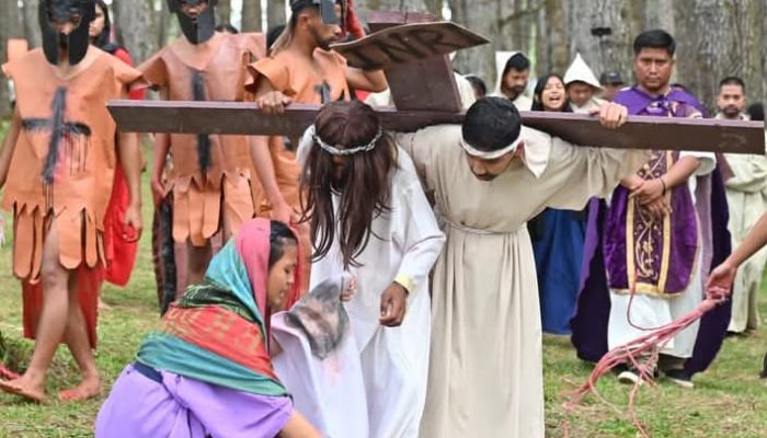 Penuh Haru, Fragmen Paskah Dibalut Paduan Suara Consolatio Choir USU Digelar di Sipinsur