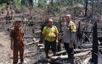 Bhabinkamtibmas Polsek Silou Kahean Cek Titik Hotspot di Dusun Bahowan, Api Ditemukan Sudah Padam