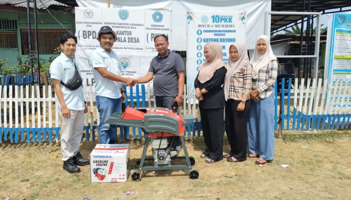 PT Supra Matra Abadi Serahkan Bantuan CSR kepada Pemdes N.5 Aek Nabara